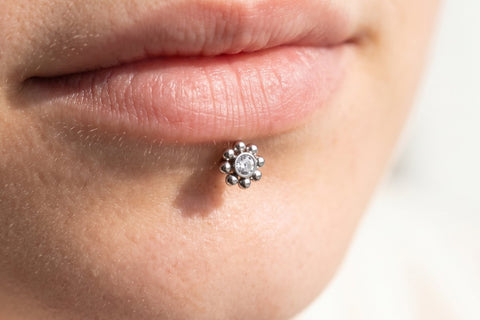 Piercing Labbro Fiore