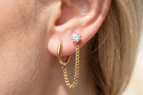 Piercing Orecchio con Catena