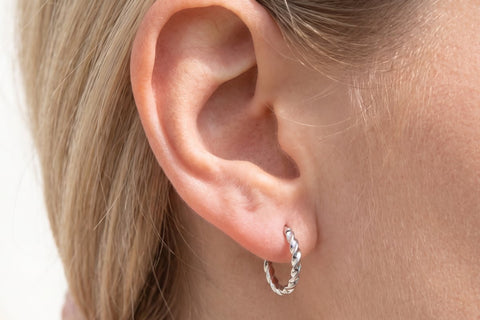 Piercing Orecchio Spirale
