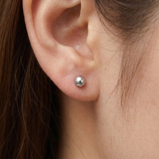 Titanium Earring Three Dimensional Sphere Shape