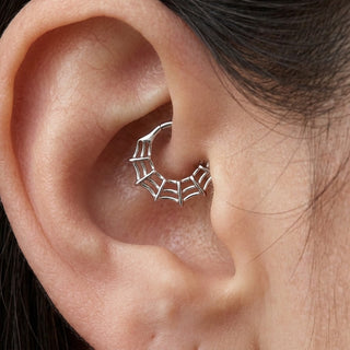 Titanium Ring Gothic Spider Web Clicker