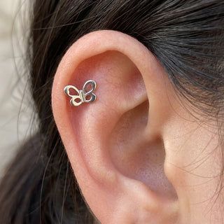 Titanium Labret Butterfly Internally Threaded – getragen