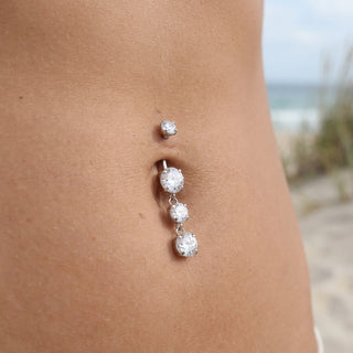 Titanium Belly Button Piercing Zirconia Dangle Internally Threaded – getragen